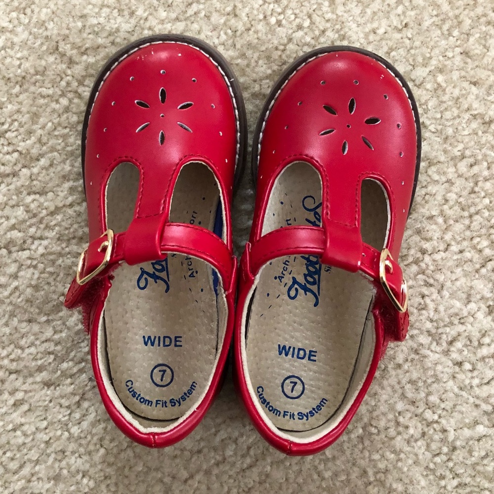 Red Mary Janes toddler Size 7
